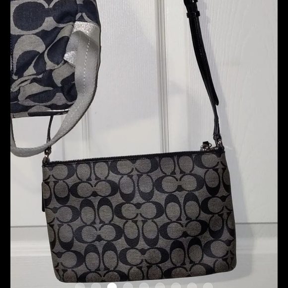 Coach set crossbody bag purse & pouch - Picture 12 of 16